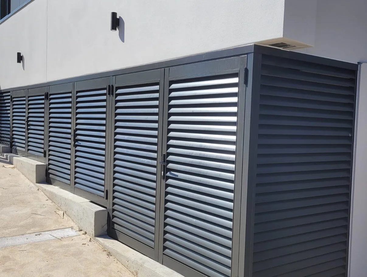 Custom made aluminium louver doors